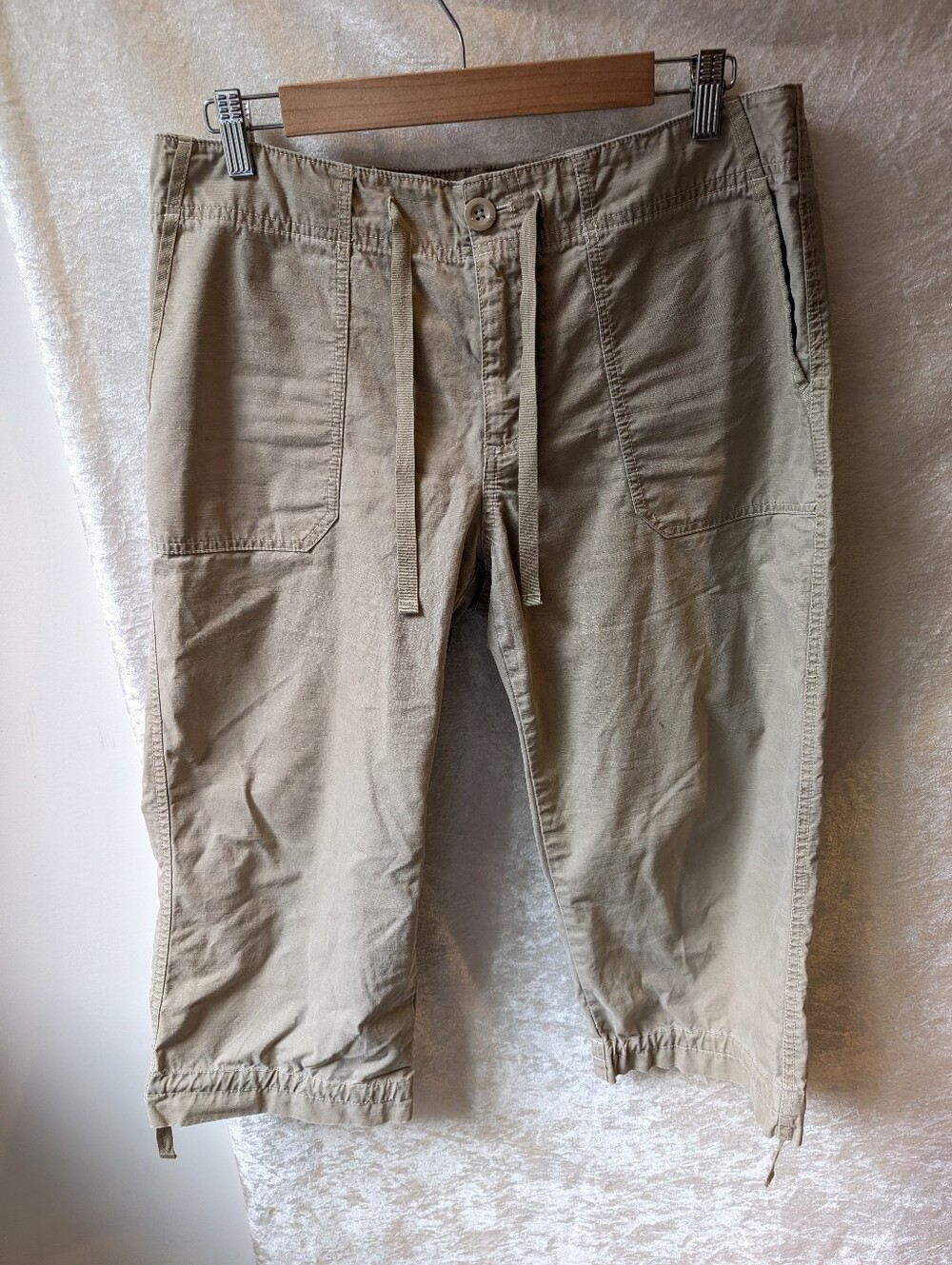 Eddie Bauer Capri Cargo Cotton Pants 10
